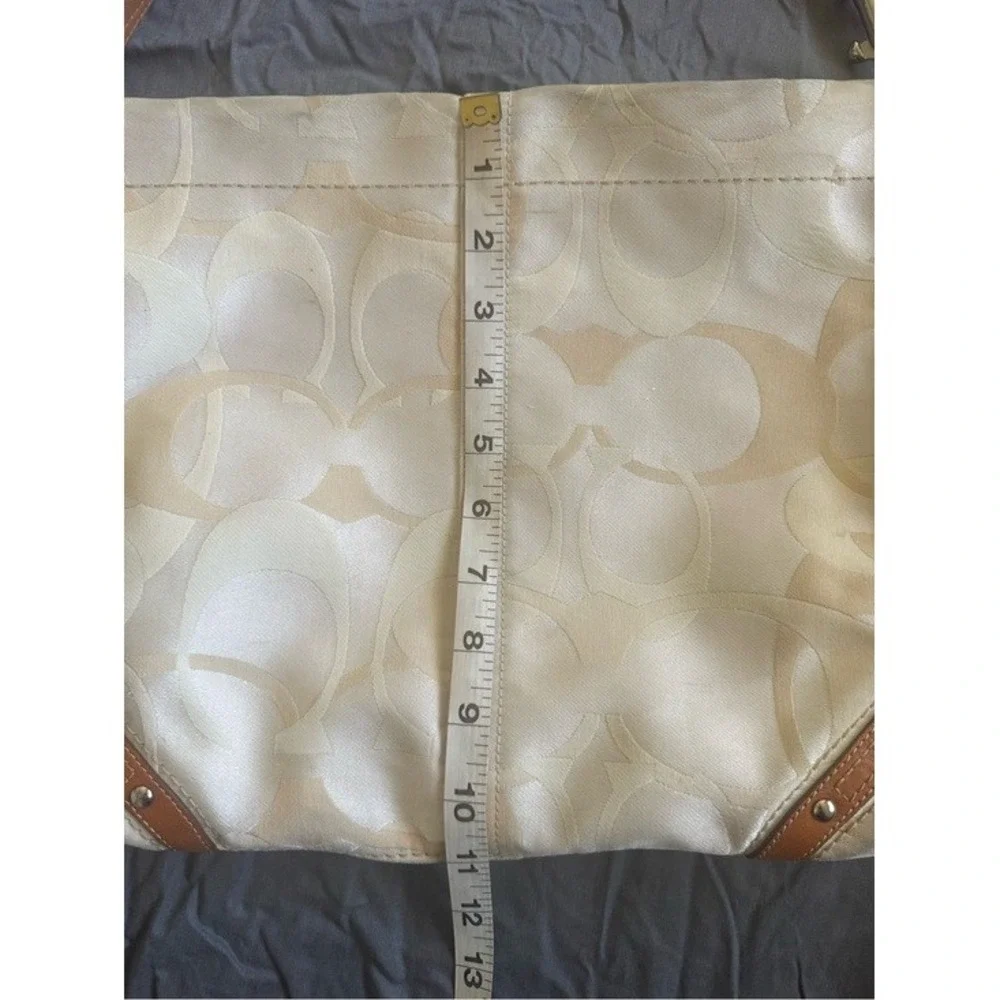 Vintage Coach Carly Hobo Bag Cream Tan Optic Signature Jacquard Canvas Y2K 11962